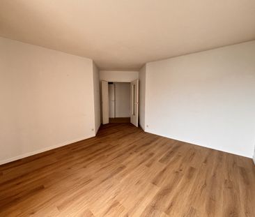 Location Appartement 3 pièces 60m² LES SABLES D OLONNE 85100 - Photo 4