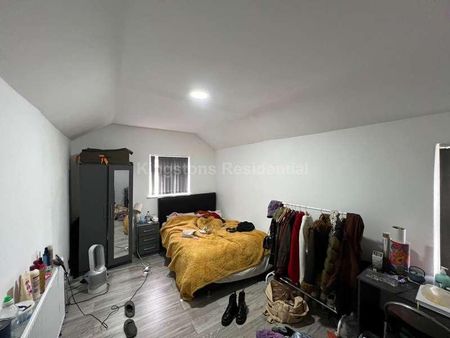 Crwys Road, Cathays, Cardiff, CF24 - Photo 3