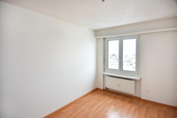 Happy to come home and enjoy the huge terrace! - Photo 1