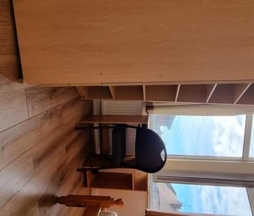 6 bedroom terraced house to rent - Photo 5