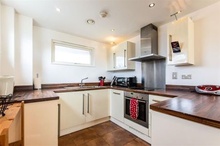 Aurora, Trawler Road, Maritime Quarter - Photo 5