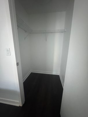 For Lease - 900 St Clair Avenue Unit# 301, Toronto, Ontario - Photo 1