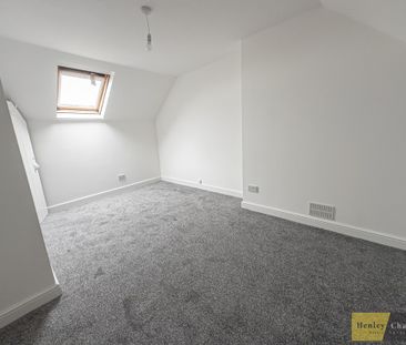 3 Bedroom Mid Terraced House For Rent - Photo 2