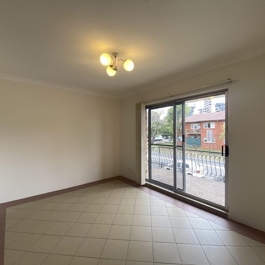 Spacious 2-Bedroom Unit - Photo 1