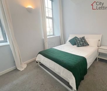 2 Bedroom Apartment - Photo 5