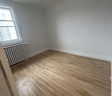 For Lease - 28 Springhurst Avenue Unit# 6, Toronto, Ontario - Photo 4