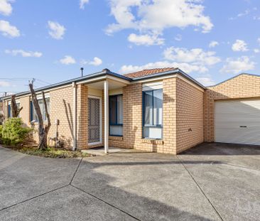 2/5 Glenluss Street, Werribee - Photo 3