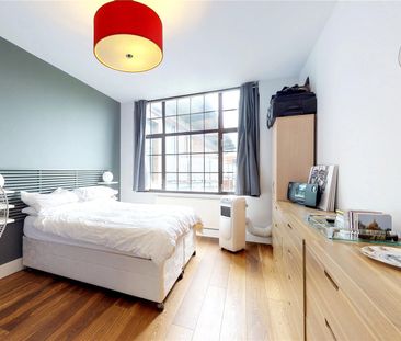 Shepherdess Walk, London, N1 7JP - Photo 2