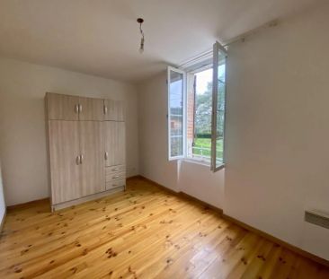 A VILLENEUVE SUR LOT T2 EN DUPLEX AVEC PARKING PRIVATIF - Photo 1