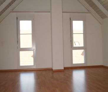 Helle 5.5-Zimmer-Maisonettewohnung in Boningen zu vermieten - Photo 1
