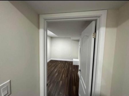 For Lease - 115 Pondcliffe Drive, Kitchener, Ontario - Photo 4