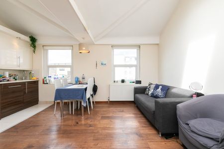 1 Bed Flat, Camden High Street, NW1 - Photo 3