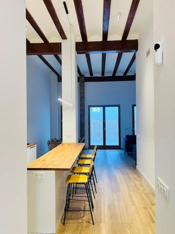 Baix de la Mar, Valencia, Valencian Community 46024 - Photo 3