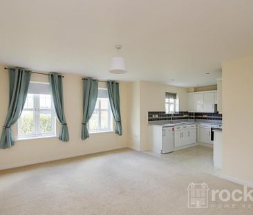 2 bedroom apartment to rent - Photo 4