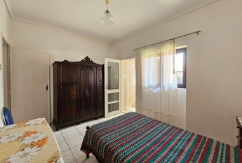 Floor 3 bedroom villa with suite located in Cacia!