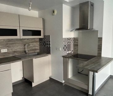 Location Appartement 3 pièces 61 m2 à Le Coudray - Photo 2