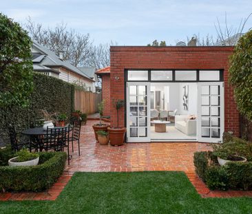 52 Radnor Street, Camberwell VIC 3124 - Apartment For Rent | Domain - Photo 6