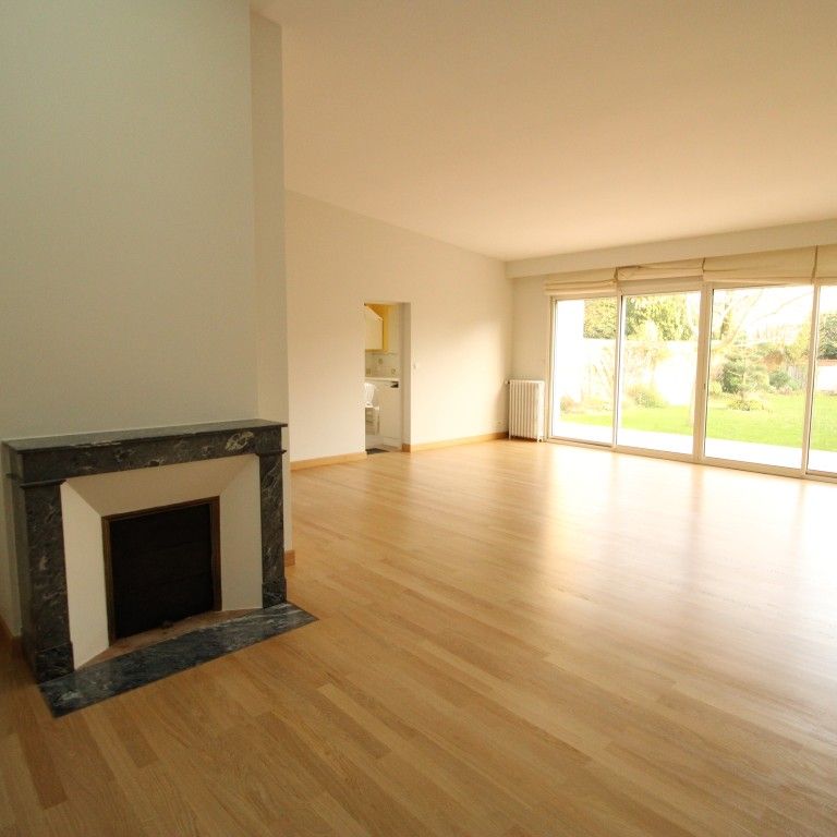 Location Maison 5 pièces 131m² NANTES 44000 - Photo 1