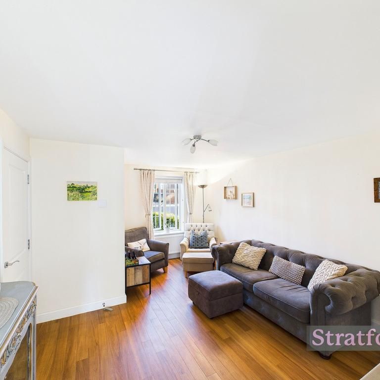 3 bedroom end of terrace house to rent - Photo 1