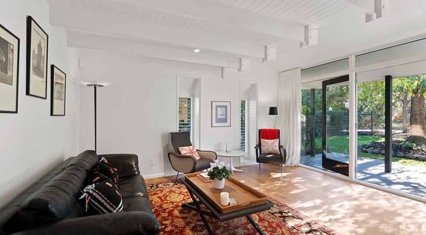 Secluded 2-Bedroom Home - Photo 1