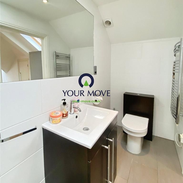 Studio to rent - Photo 1