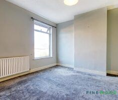 2 BEDROOM House - End Terrace - Photo 5