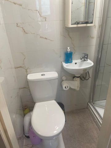 Studio Flat, Wood Lane, W12 - Photo 4