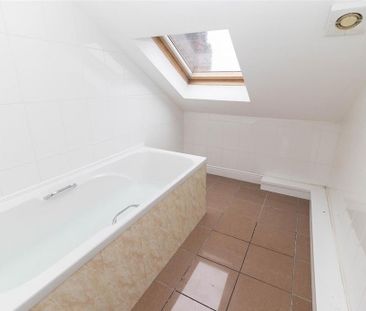 2 bedroom maisonette to rent - Photo 1