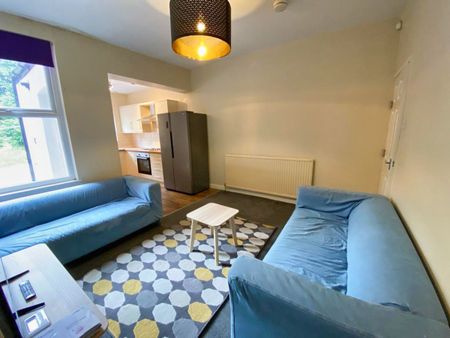 4 bedroom house share to rent - Photo 2