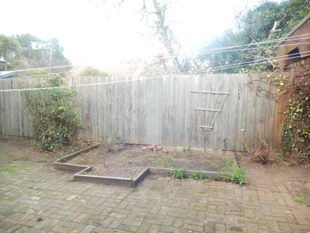 "Spacious Family Home" **Application Pending** - Photo 5