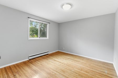 For Lease - 2312 Hixon Street Unit# 2, Oakville, Ontario - Photo 4