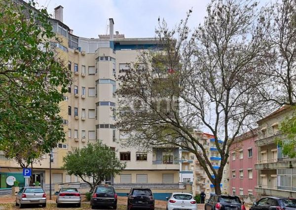 Apartamento T2 em Lisboa