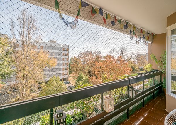 Apartamento T2 para arrendamento com móveis no Alto da Barra em Oeiras