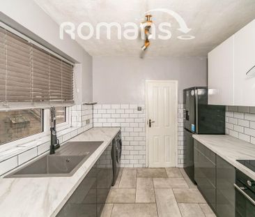 2 bedroom terraced house to rent - Photo 2