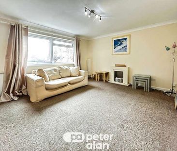 Woodside Court, Lisvane Road, Llanishen, CF14 - Photo 2