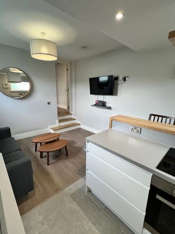 Apartment 3, 10 Sydenham Road, Ballsbridge, Dublin South, Co. Dublin, D04 C3V2 - Photo 4