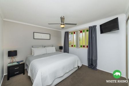 9 Patrick Brick Court, Queanbeyan East - Photo 3