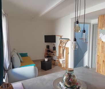 Location Appartement 3 pièces 45m² ROUGIERS 83170 - Photo 5