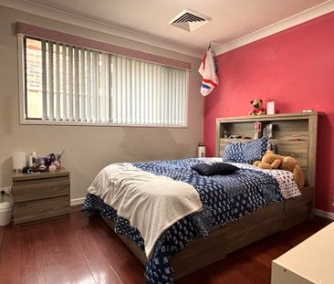 Sun-Filled Single-Level Living in a Quiet Cul-de-Sac - Photo 4