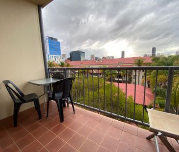 27D/17 Eden Street ADELAIDE SA 5000 - Photo 6