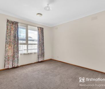 10 Fairway Avenue, 3029, Hoppers Crossing Vic - Photo 4