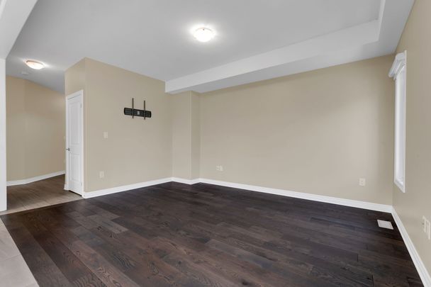 For Lease - 55 Laurent Avenue, Welland, Ontario - Photo 1