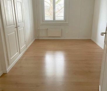 grosszügige 4 1/2 Zimmer-Wohnung in familienfreundlichem Wohnquartier - Photo 3