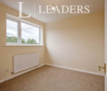 4 bedroom detached to rent North Worcester Location - Longfellow Ro... - Photo 6