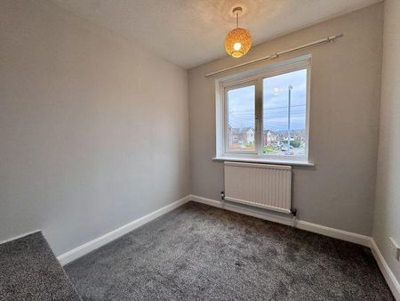 3 bedroom detached house to rent - Photo 4