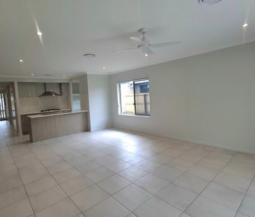 Stylish Brand New Solar-Powered Home in Peaceful Redland Bay - Photo 2