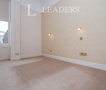 2 bedroom apartment to rent Lansdown Place, Cheltenham, GL50 - Photo 3
