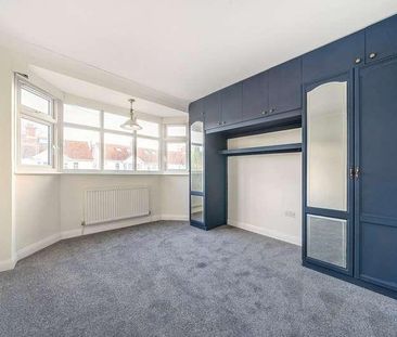 Byron Avenue, New Malden, KT3 - Photo 3