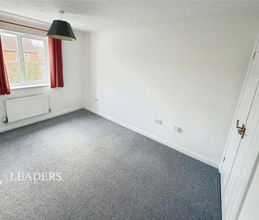 4 bedroom detached house to rent - Photo 5