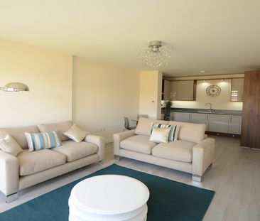 2 bedroom apartment to rent - Photo 3